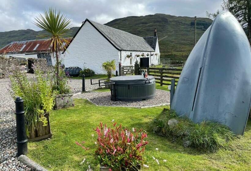 住宿加早餐  Garrison Of Inversnaid Farm With Hot Tub