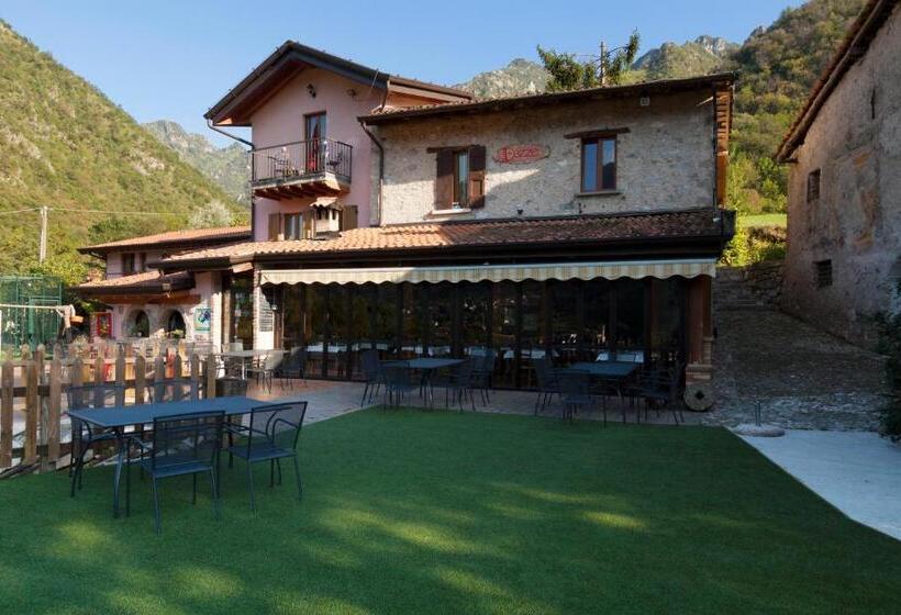 ホテル Albergo Trattoria Dazze