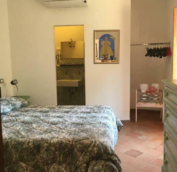 بنسيون Al Castello Affittacamere