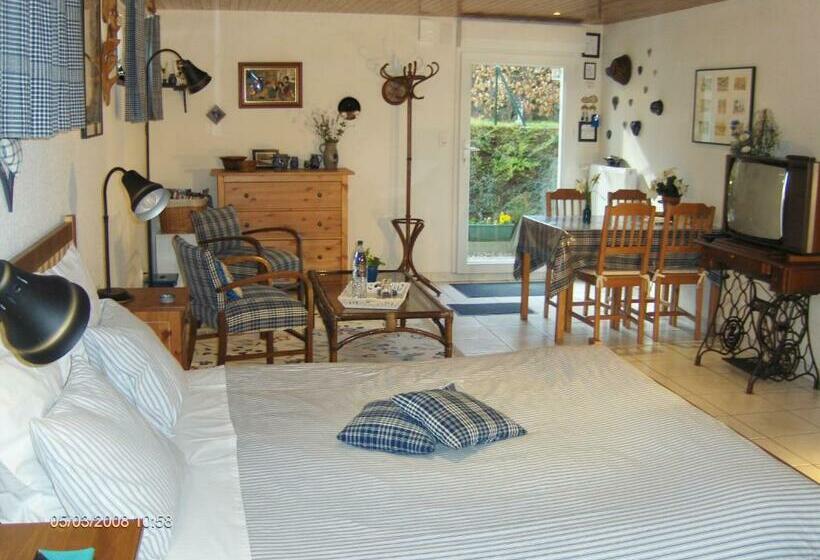 تختخواب و صبحانه Chambre D Hôtes Au Canal