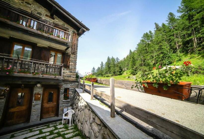 민박 Antica Casa Di Montagna Maison Bovard