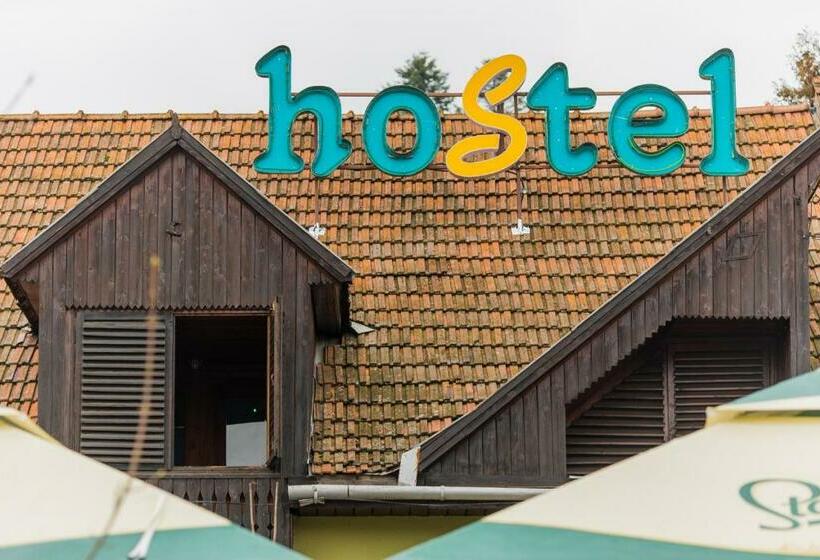 Green Hostel