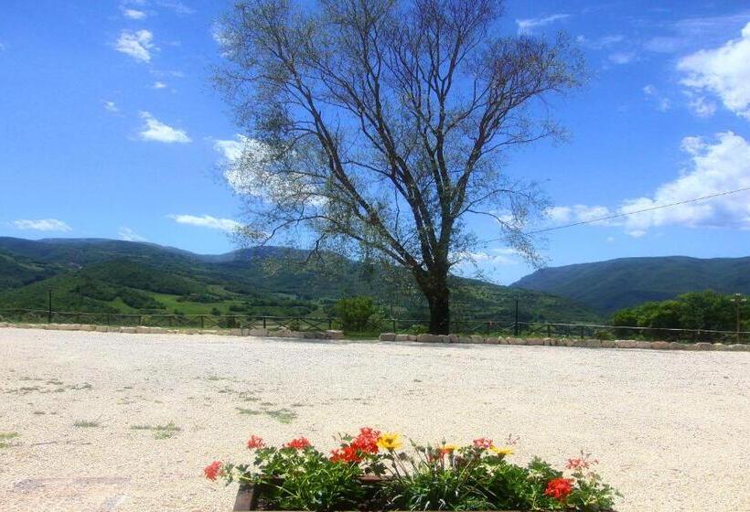 酒店 Agriturismo Rocca Del Nera