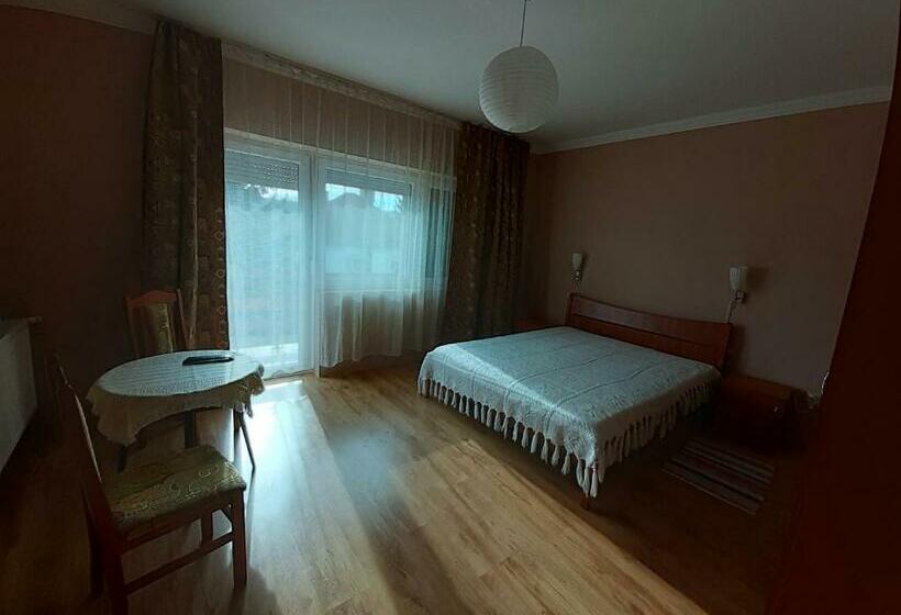 ペンション Hutasori Guesthouse