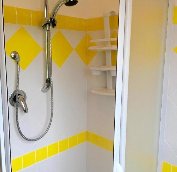 تختخواب و صبحانه La Colbula