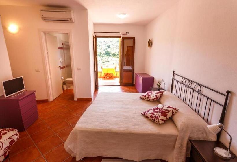 تختخواب و صبحانه La Colbula