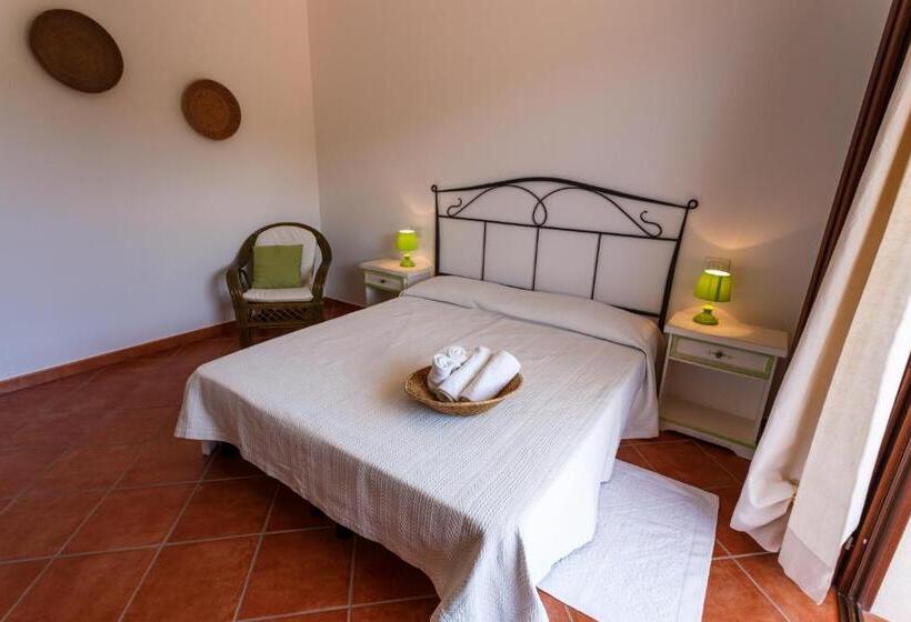 تختخواب و صبحانه La Colbula