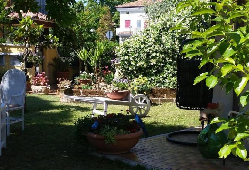 تختخواب و صبحانه A Casa Di Gabri