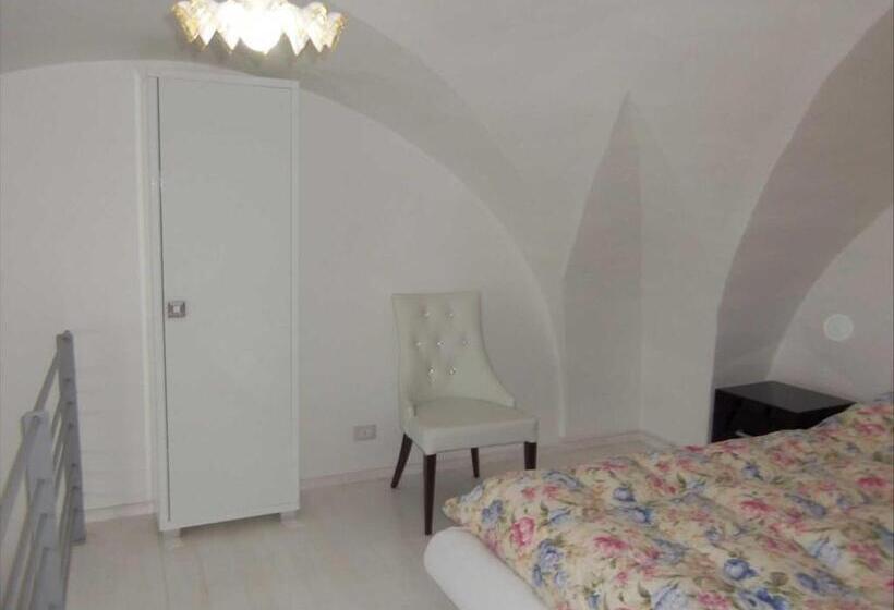 مبيت وإفطار Calì Nitta Storic