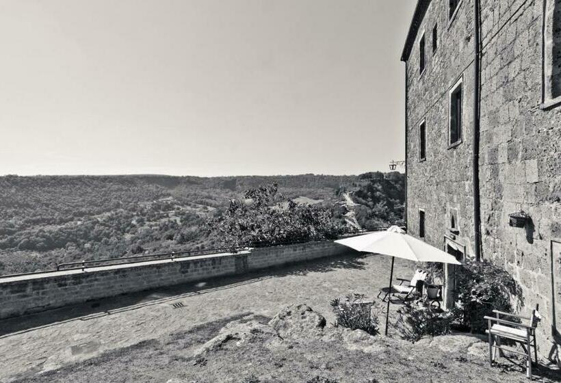 مبيت وإفطار Libera Mente Civita