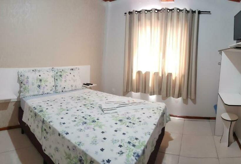 پانسیون Pousada Angela