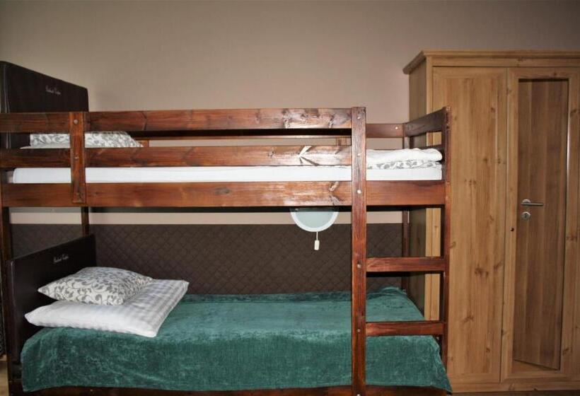 بنسيون Rembrandt Vendégház