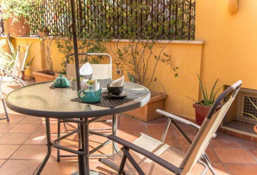 تختخواب و صبحانه Sweet Dream Trevi