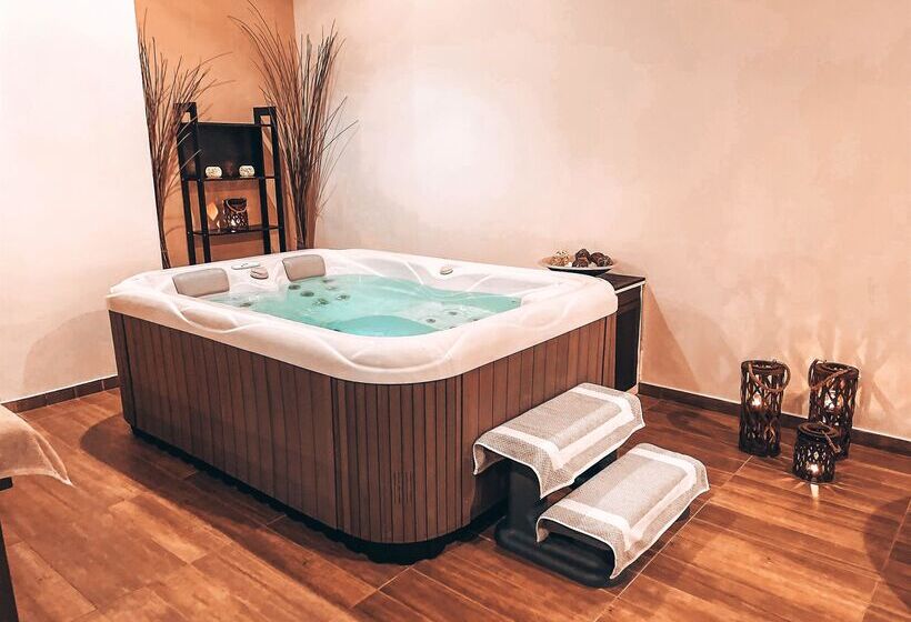 هتل Atrium Platinum Resort & Spa