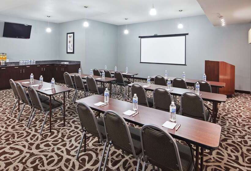 ホテル Best Western Plus Austin Airport Inn & Suites