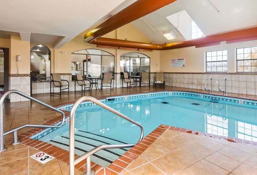 فندق Best Western Plus Tulsa Inn & Suites