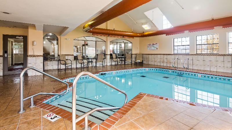 فندق Best Western Plus Tulsa Inn & Suites