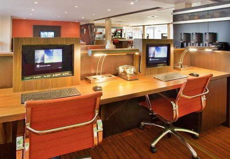 Отель Courtyard By Marriott Austin Parmer Tech Ridge