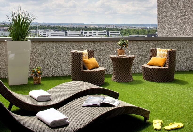 هتل Doubletree By Hilton Lyon Eurexpo & Spa