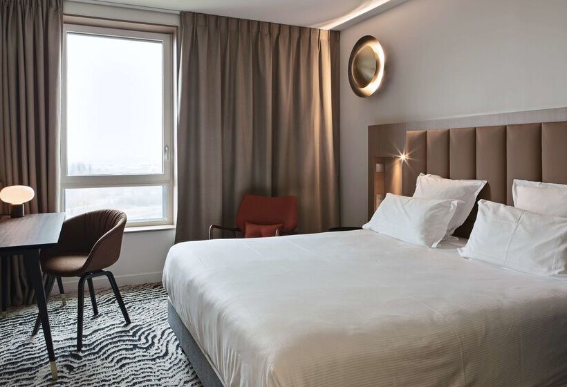 هتل Doubletree By Hilton Lyon Eurexpo & Spa