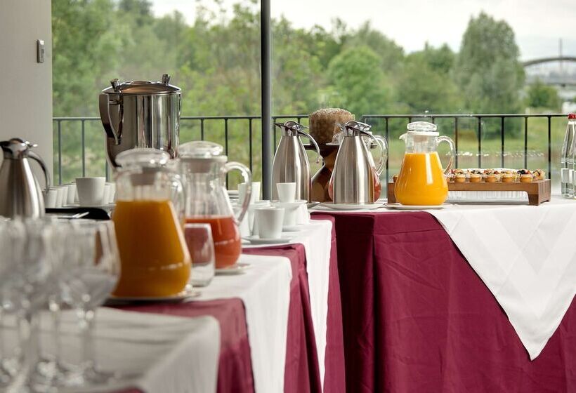 هتل Doubletree By Hilton Lyon Eurexpo & Spa
