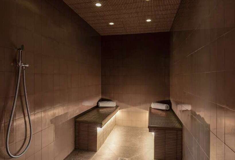 هتل Doubletree By Hilton Lyon Eurexpo & Spa