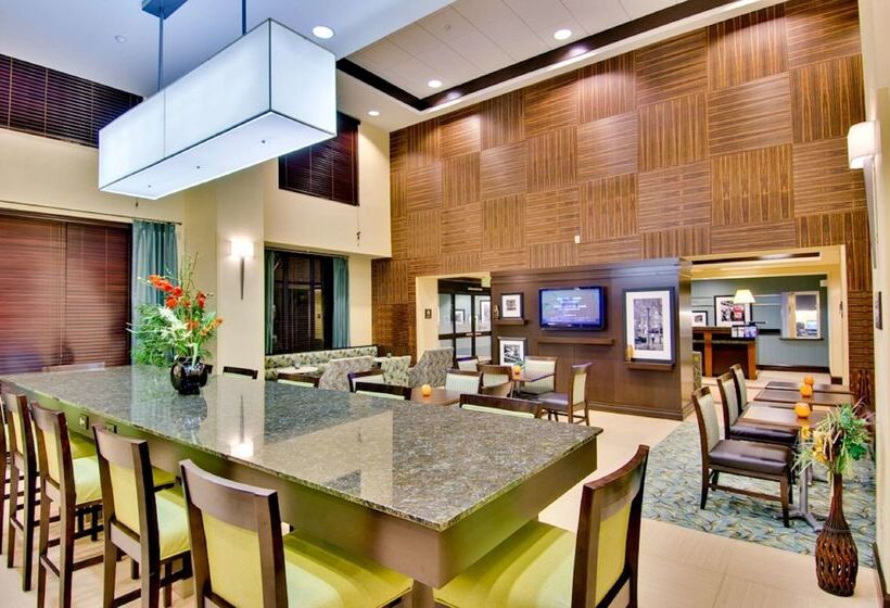 호텔 Hampton Inn & Suites Moreno Valley