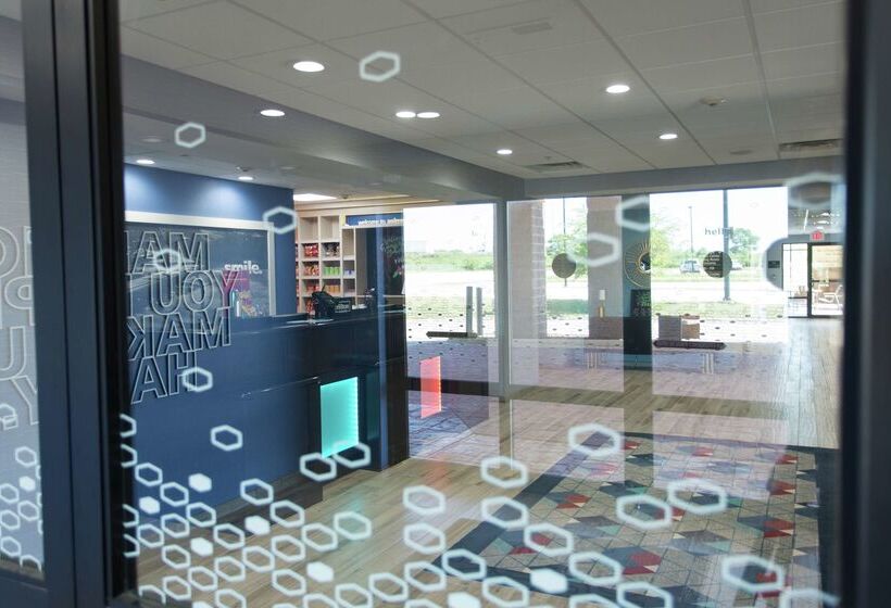 هتل Hampton Inn & Suites Ankeny