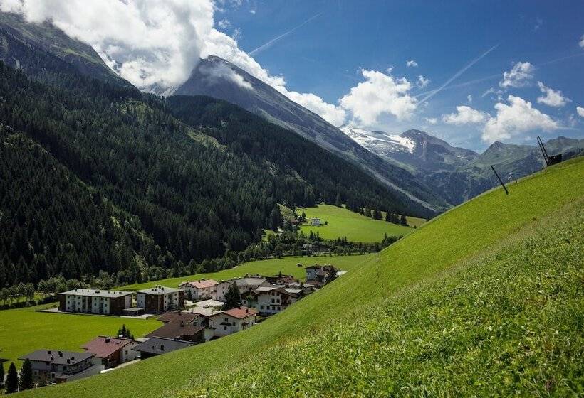 호텔 Höhlenstein