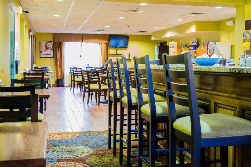 Holiday Inn Express Hotel & Suites Acme Traverse City, An Ihg