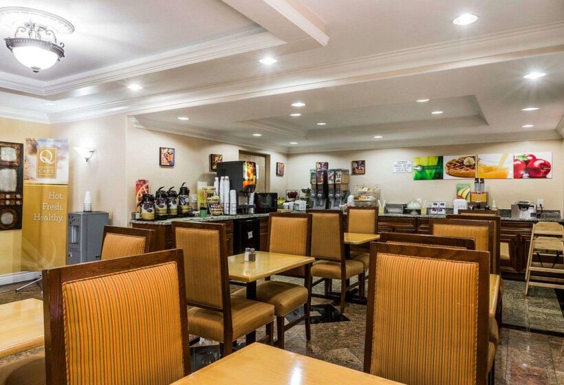 هتل Quality Inn & Suites Atlanta Airport South