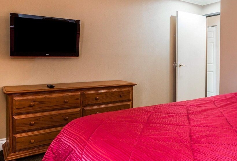 هتل Quality Inn & Suites Atlanta Airport South