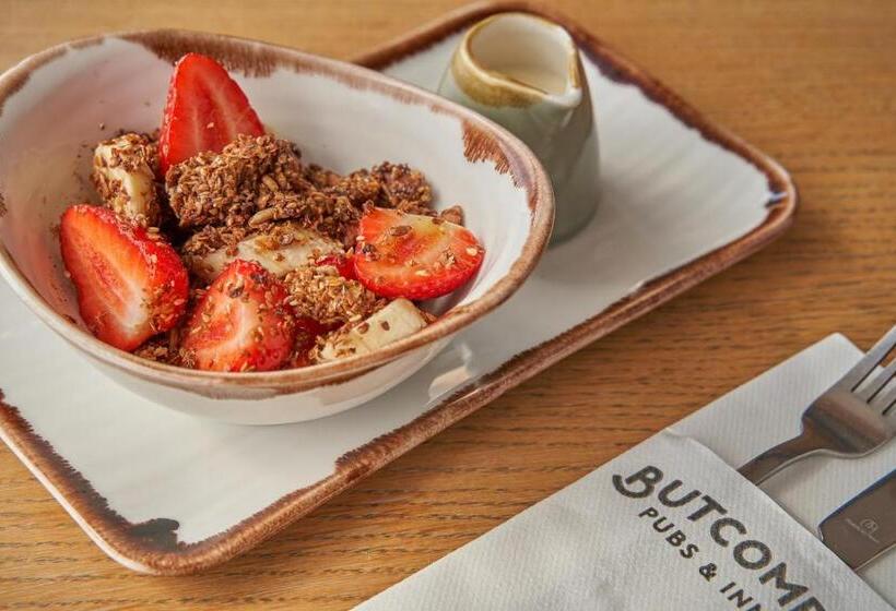 فندق The Horse And Groom Inn