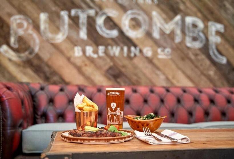 فندق The Horse And Groom Inn