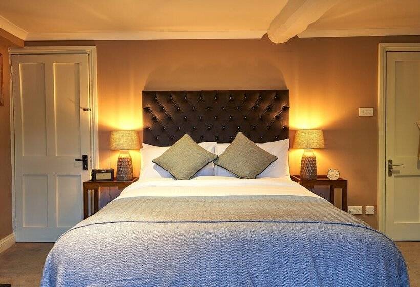 فندق The Horse And Groom Inn