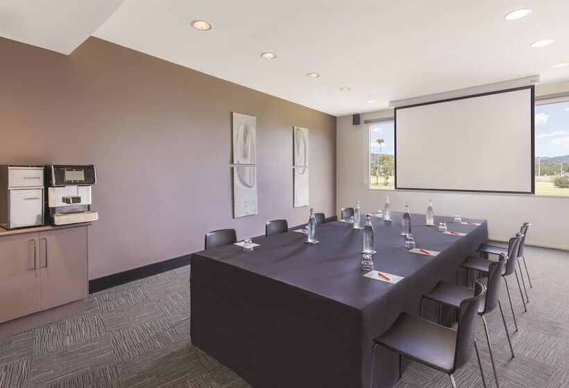 Travelodge Hotel Hobart Airport