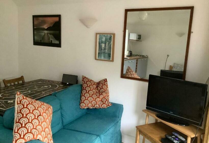 צימר Primrose Villa Self Catering Bnb