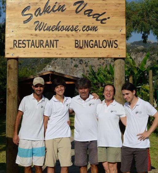 住宿加早餐  Sakin Vadi Winehouse