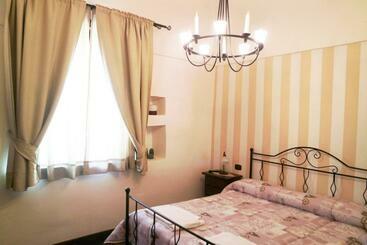 تختخواب و صبحانه Al Vecchio Cellaio Historical Guest House