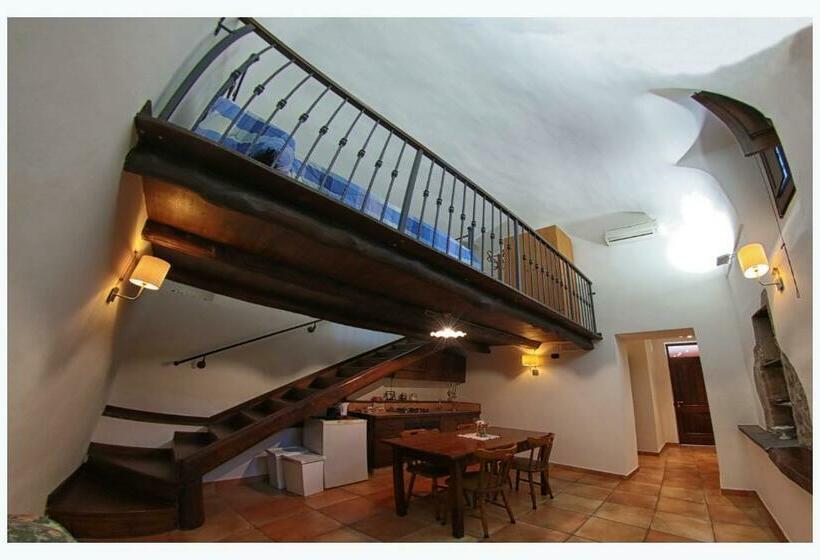 צימר Al Vecchio Cellaio Historical Guest House