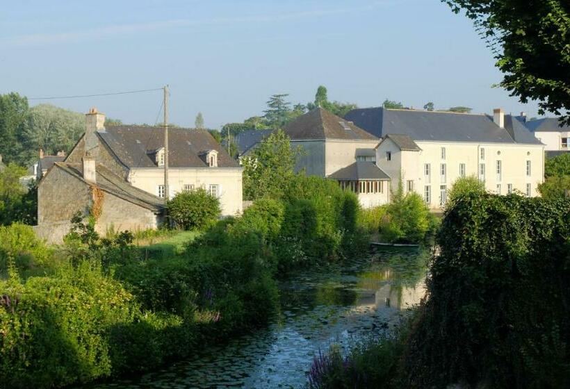 مبيت وإفطار Chambre D Hôtes Des Grands Moulins De Baugé