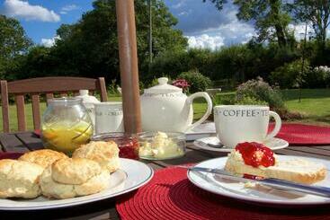 Henbere Farm B&b