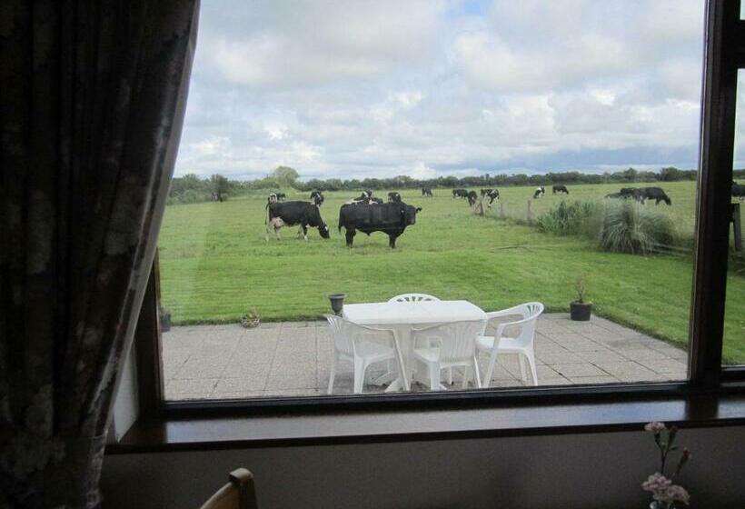 فندق Greenfields Farmhouse