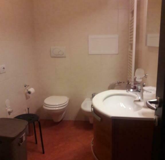 بنسيون Domus Taranto Unica Sede