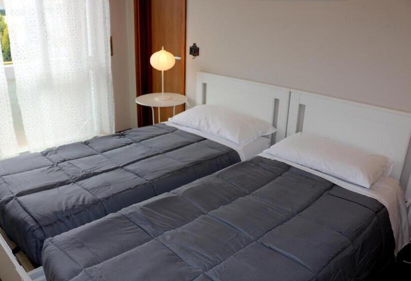 بنسيون Easyroom Schio