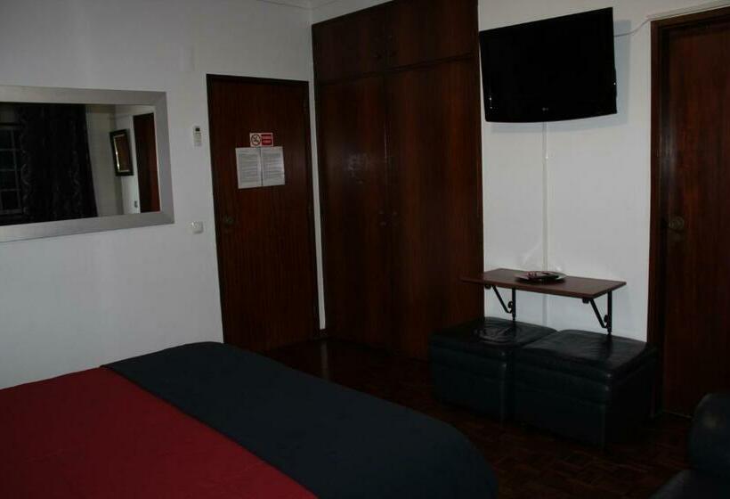 بنسيون Hostel Casa Lucas