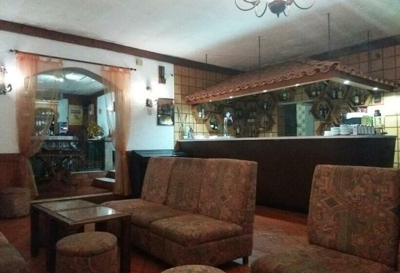 بنسيون Rs Sobreiro