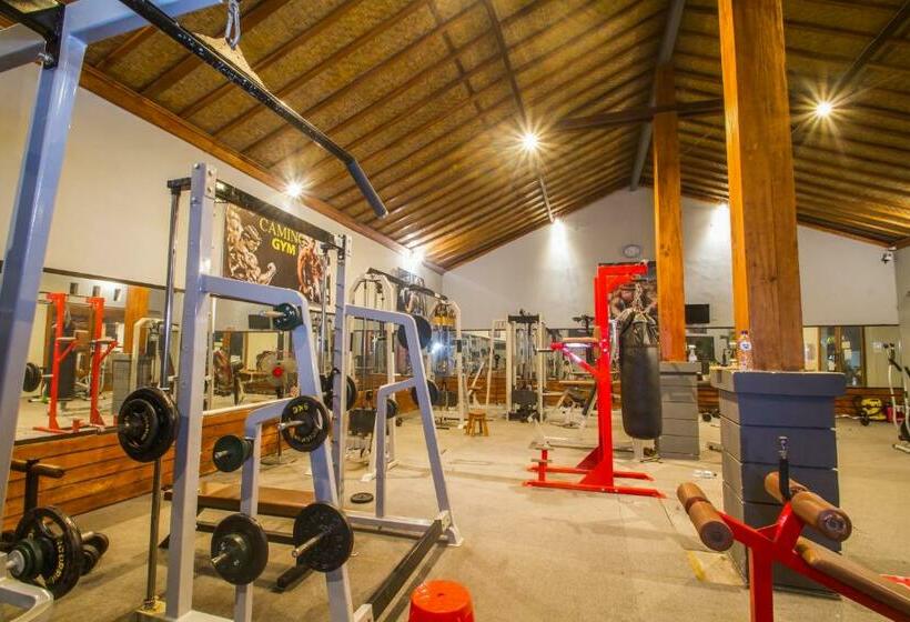 Пансион Uma Caming Villas & Gym