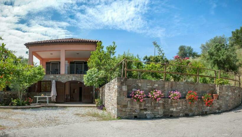 ベッドアンドブレックファースト Il Melograno