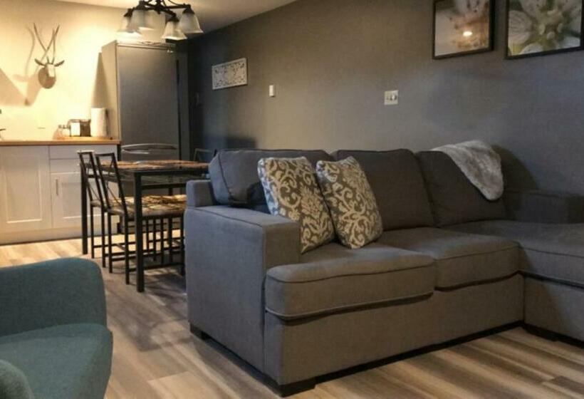 פנסיון Four Cedars Accommodation